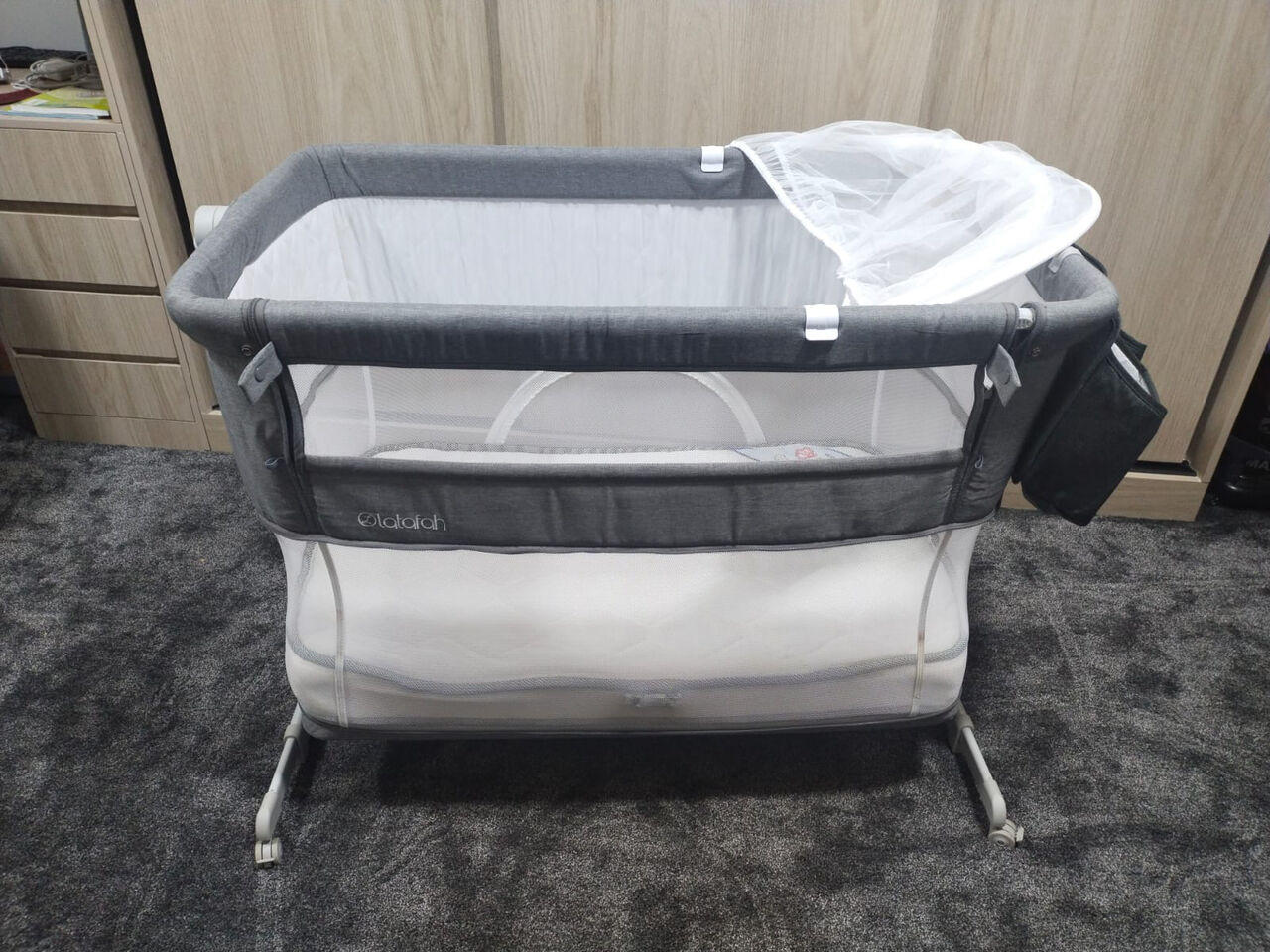 Riyadh, Baby & Kid Stuff, SAR 450,  Large Portable Baby Crib (latafah Saudi Brand) 450 SAR