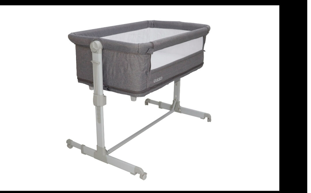 Riyadh, Baby & Kid Stuff, SAR 450,  Large Portable Baby Crib (latafah Saudi Brand) 450 SAR