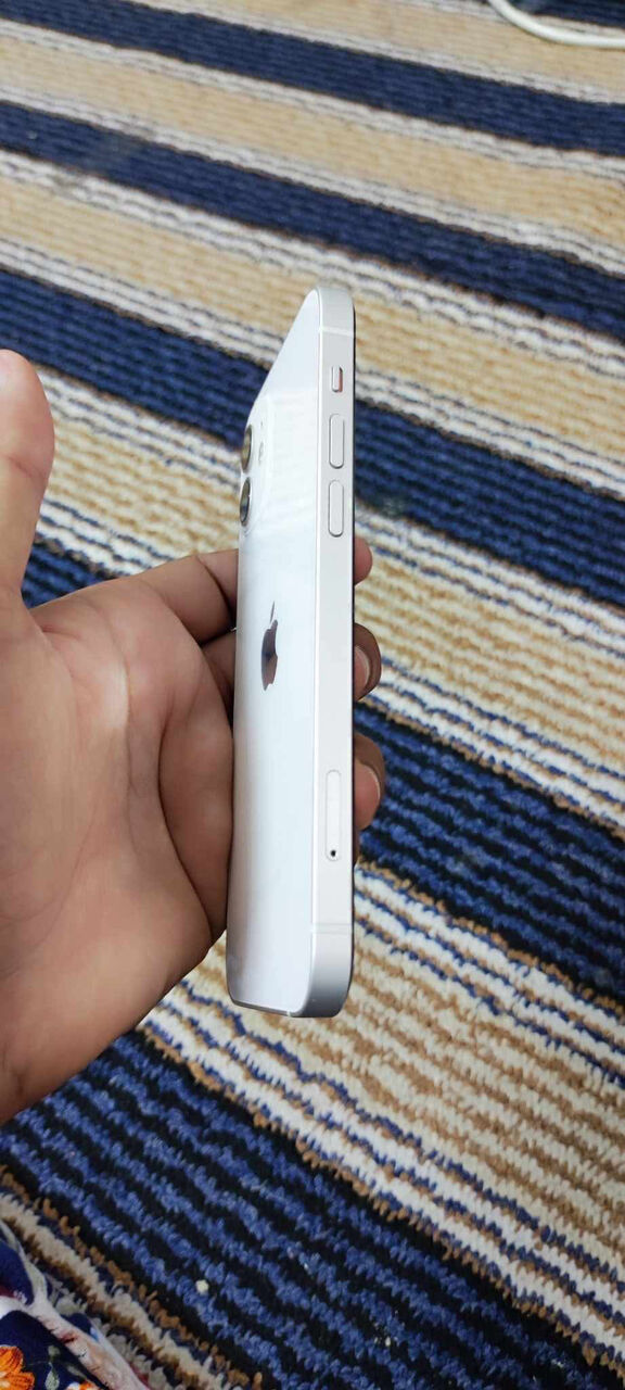 Al-Muzahmiya, Mobile Phones, SAR 950,  Iphone 12 White 128GB
