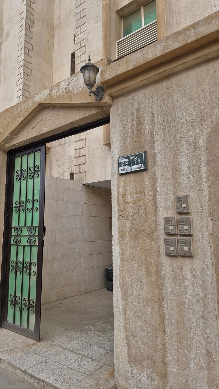 Jubail, Rooms for Rent, SAR 1100/month,  I Would Like To Offer A A Big Spacious Majlis Room With Bathroom In A Family Apartment