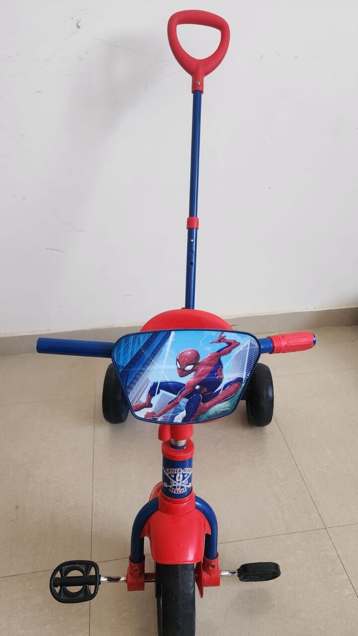 Riyadh, Baby & Kid Stuff, SAR 165,  Spider-Man Kids Tricycle With Parent Push Handle
