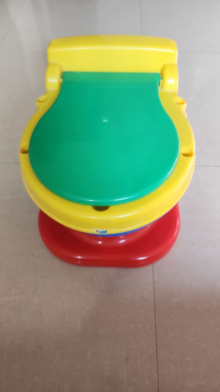 Riyadh, Baby & Kid Stuff, SAR 70,  Kids Training Toilet Seat / Potty Trainer