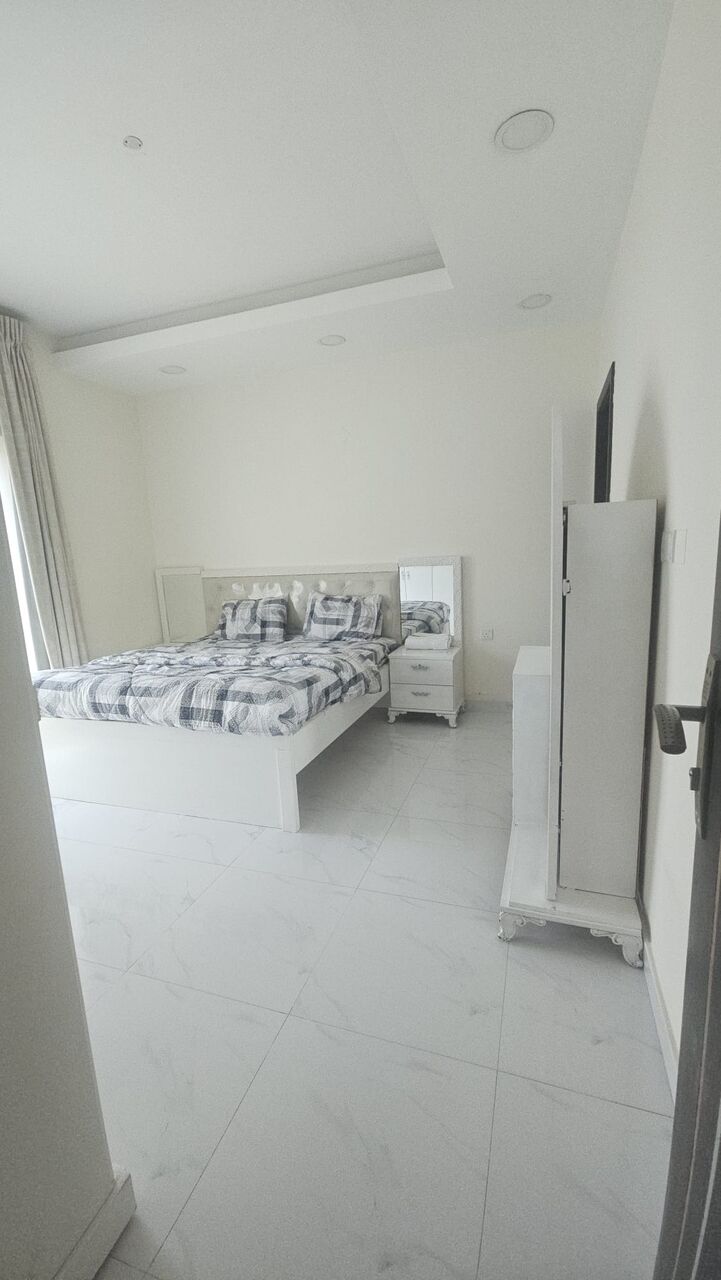 Salmaniya, Apartments, Flats, Houses & Villas, BHD 350/month,  Furnished,  2 BR,  2 Bedroom Fully Furnished Flat For Rent With Ewa
