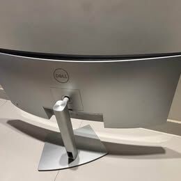 Umm Al Hamam, Electronics, SAR 400,  Dell Curved Monitor 34 Inch