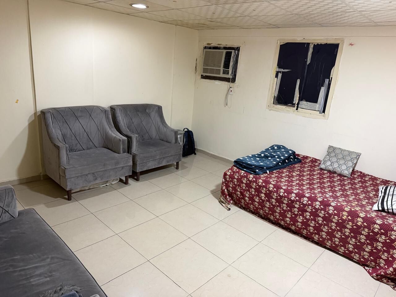 Jubail, Rooms for Rent, SAR 900/month,  Furnished,  Furnished Room Available For Bachelor Room Is Big In Two Bedroom Apartment