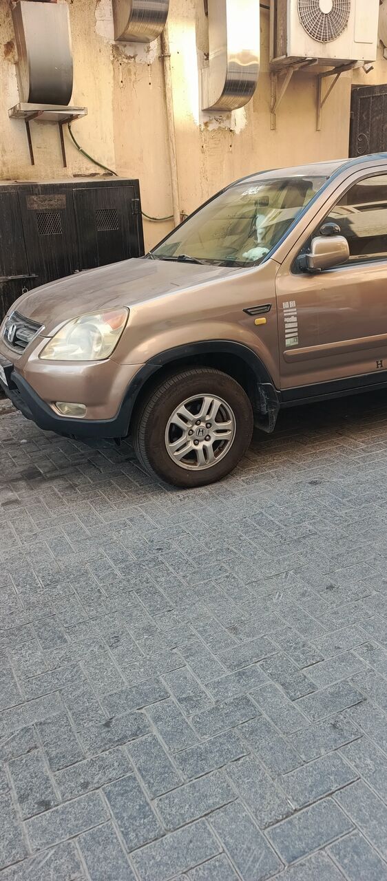 Manama, Vehicles, Cars & Trucks , BHD 1050,  Honda CR-V,  2005,  Automatic,  200 KM,    Model For Sale