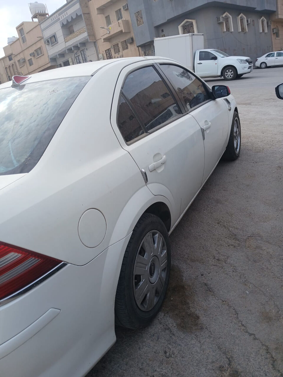 Riyadh, Vehicles, Cars & Trucks , SAR 11500,  Ford Mondeo,  2006,  Automatic,  287345 KM,