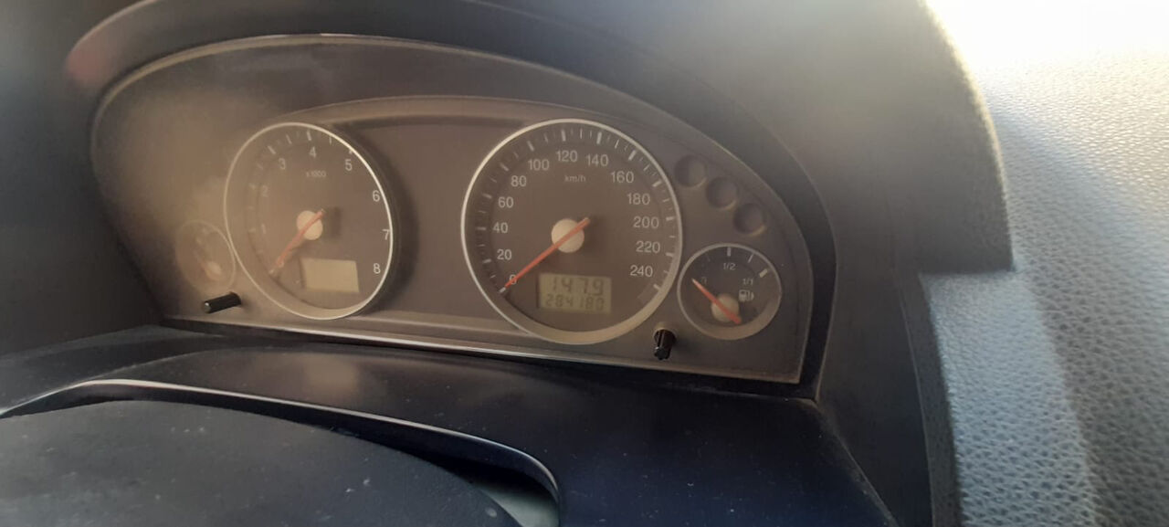 Riyadh, Vehicles, Cars & Trucks , SAR 11500,  Ford Mondeo,  2006,  Automatic,  287345 KM,