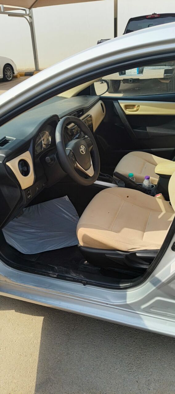 Riyadh, Vehicles, Cars & Trucks , SAR 35000,  Toyota Corolla,  2018,  Automatic,  360000 KM,   &ndash;   Model 1.6 Xli Well Maintained