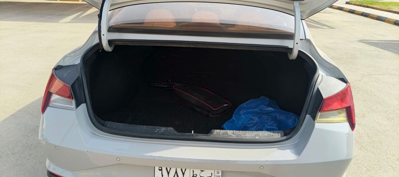 Riyadh, Vehicles, Cars & Trucks , SAR 46000,  Hyundai Elantra,  2023,  Automatic,  200000 KM,  🚗  –  Model Smart  Excellent Condition