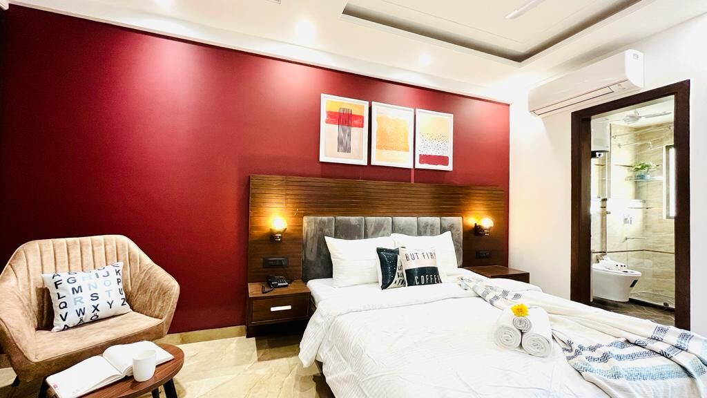 Gurgaon, Apartments, Flats, Houses & Villas, INR 4500/day,  Furnished,  Studio,  375 Sq. Meter,  Studio Apartment DLF Cyber City Gurgaon