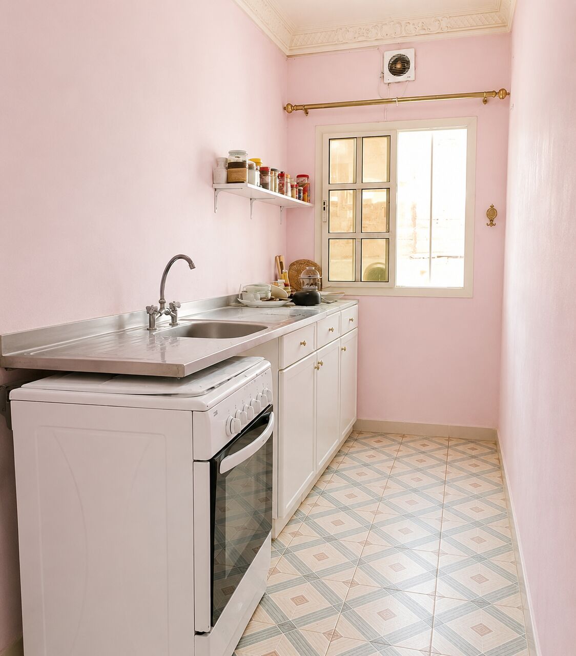 Manama, Apartments, Flats, Houses & Villas, BHD 185/month,  Furnished,  1 BR,  For Rent : Ready To Move In Apartment In Manama.