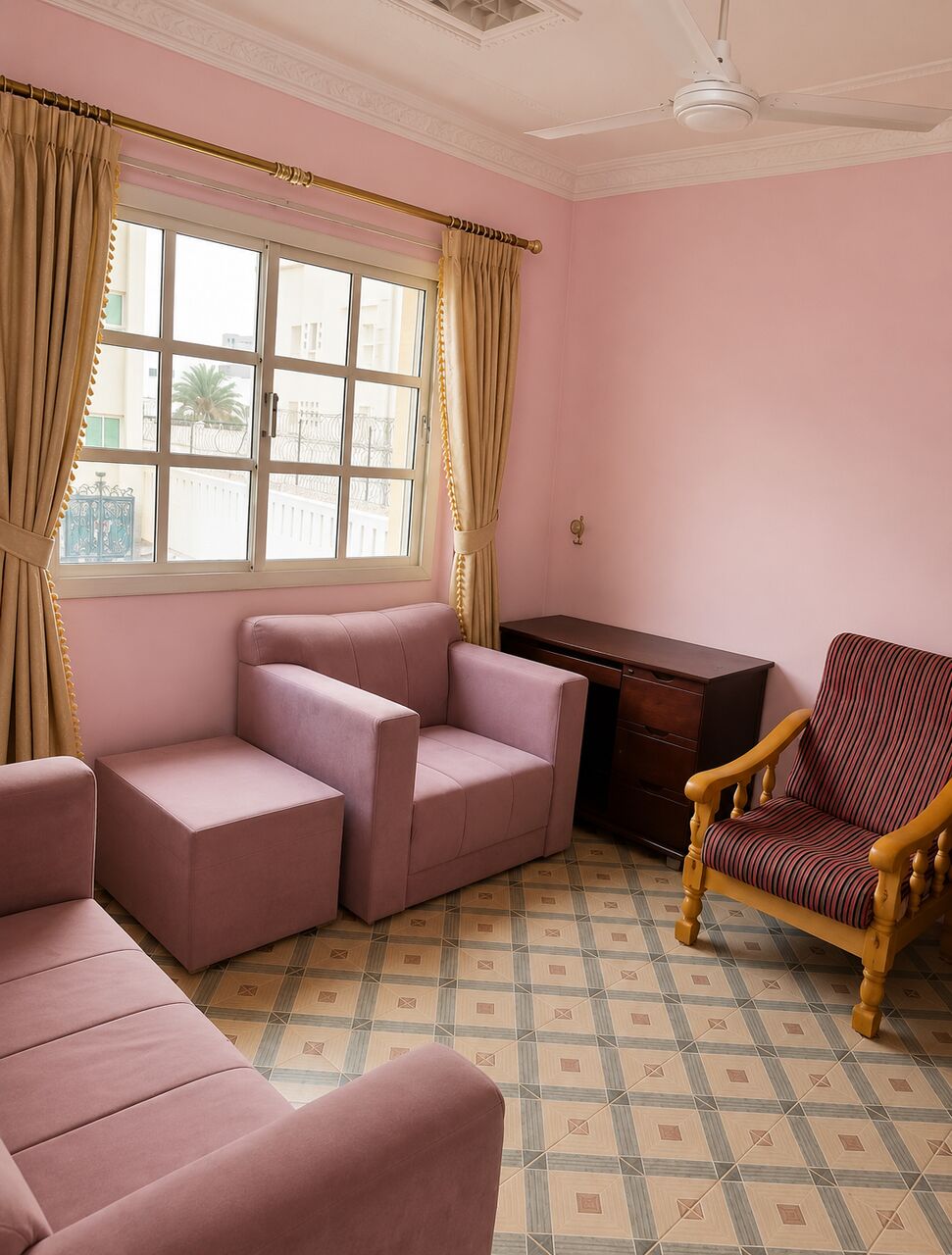 Manama, Apartments, Flats, Houses & Villas, BHD 185/month,  Furnished,  1 BR,  For Rent : Ready To Move In Apartment In Manama.