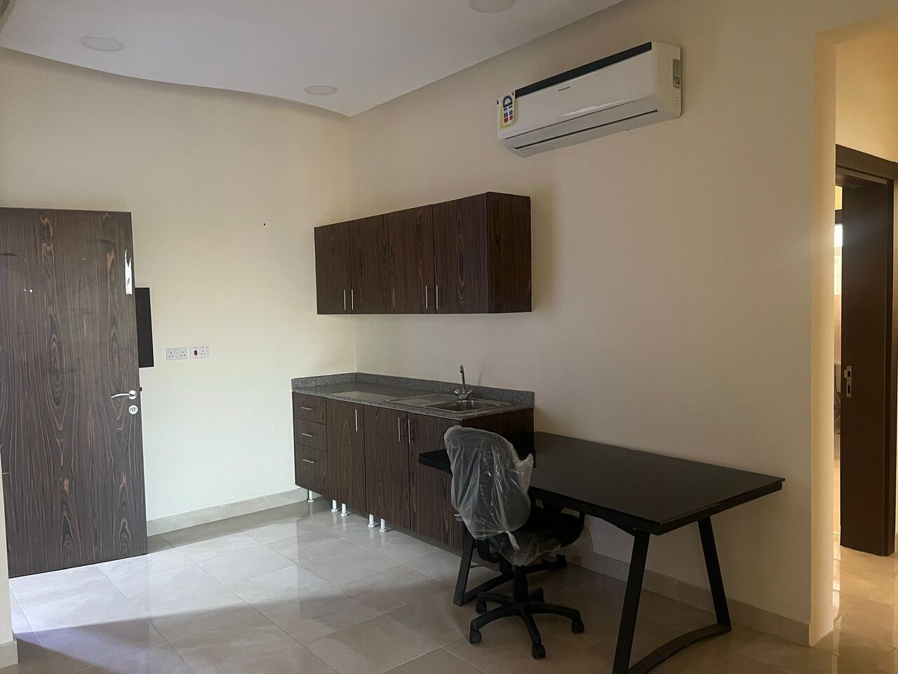Al Seef, Offices, BHD 260,  75 Sq. Meter,  Budget-Friendly Office For Rent In Seef