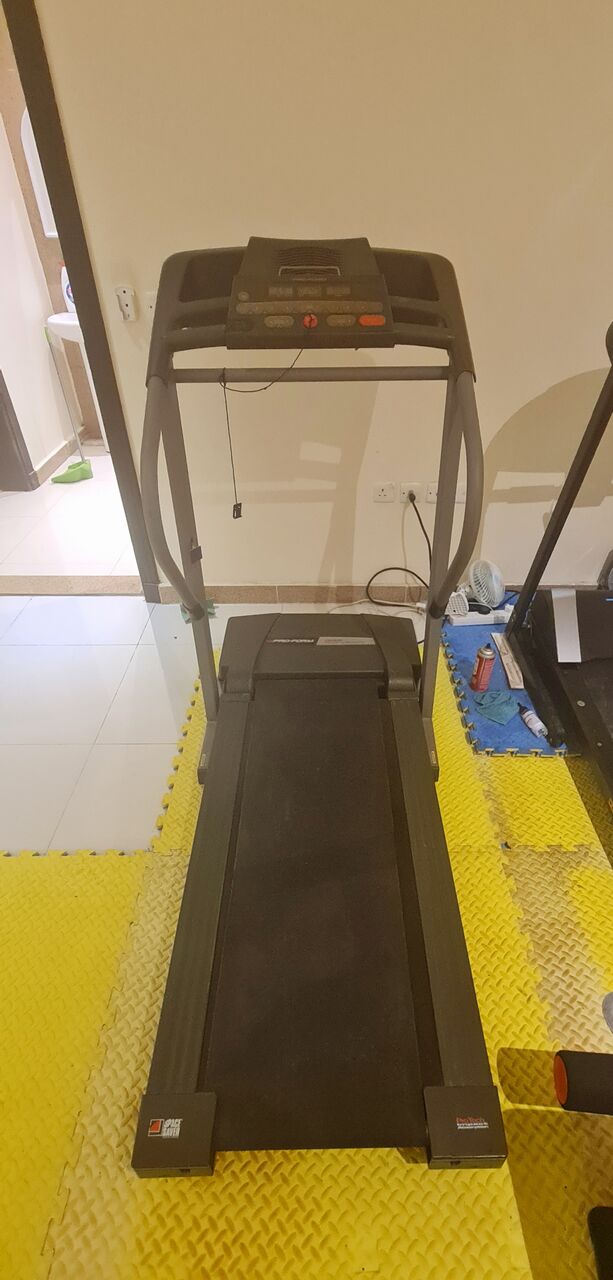 Al Sulaymaniyyah, Sporting Goods, SAR 1500,  Treadmills, 2-for-1 Moving Sale! Must Go Together (Sulimaniyah)