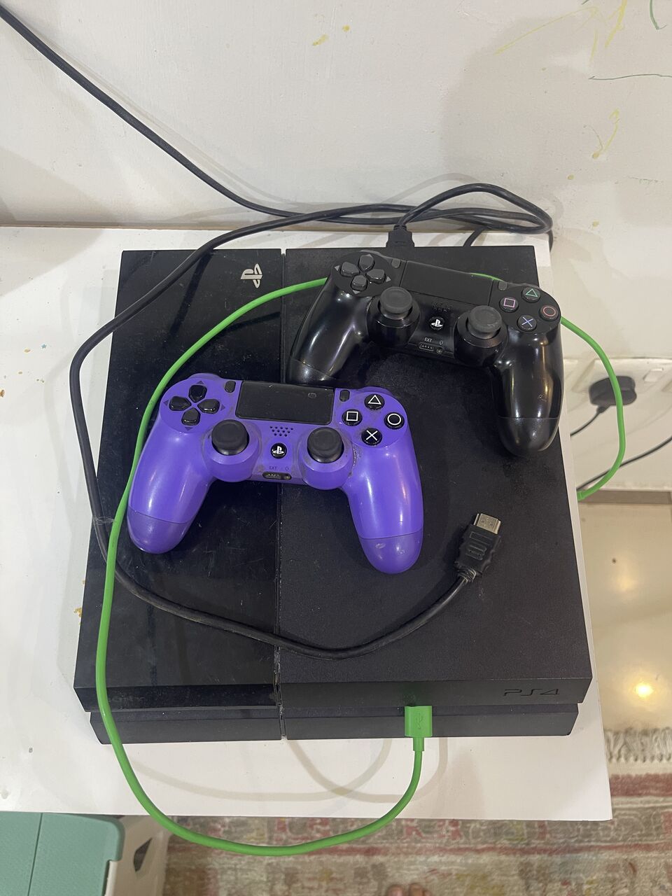 Riyadh, Video Games, SAR 550,  Sony PS4 500GB + 2 Controllers + HDMI Cable