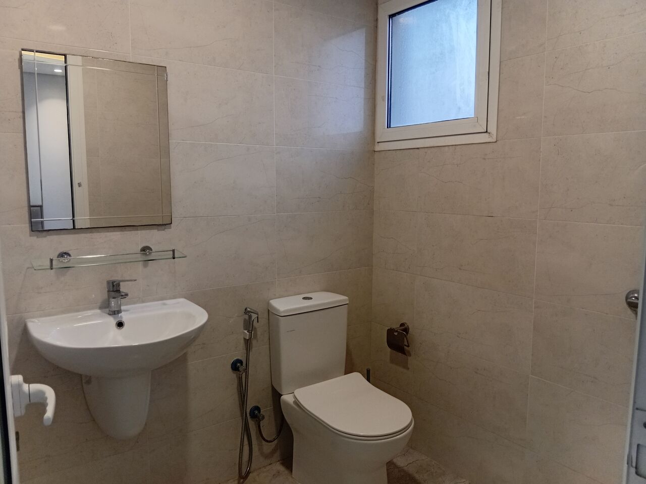 Mahooz, Apartments, Flats, Houses & Villas, BHD 350/month,  2 BR,  Fully-furnished | Mahooz | Car Park | Pool | Gym | Wifi | Security | EWA Limit BD40