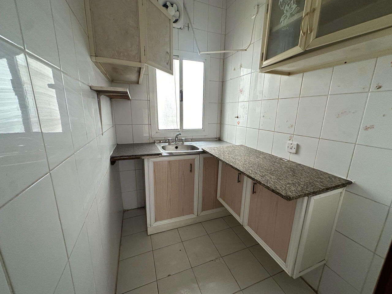 Manama, Apartments, Flats, Houses & Villas, BHD 160/month,  1 BR,  𝐆𝐮𝐝𝐚𝐢𝐛𝐢𝐲𝐚:- 1𝐁𝐇𝐊 𝐅𝐥𝐚𝐭 𝐨𝐧 𝐑𝐞𝐧𝐭 𝐁d 160/- 𝗐