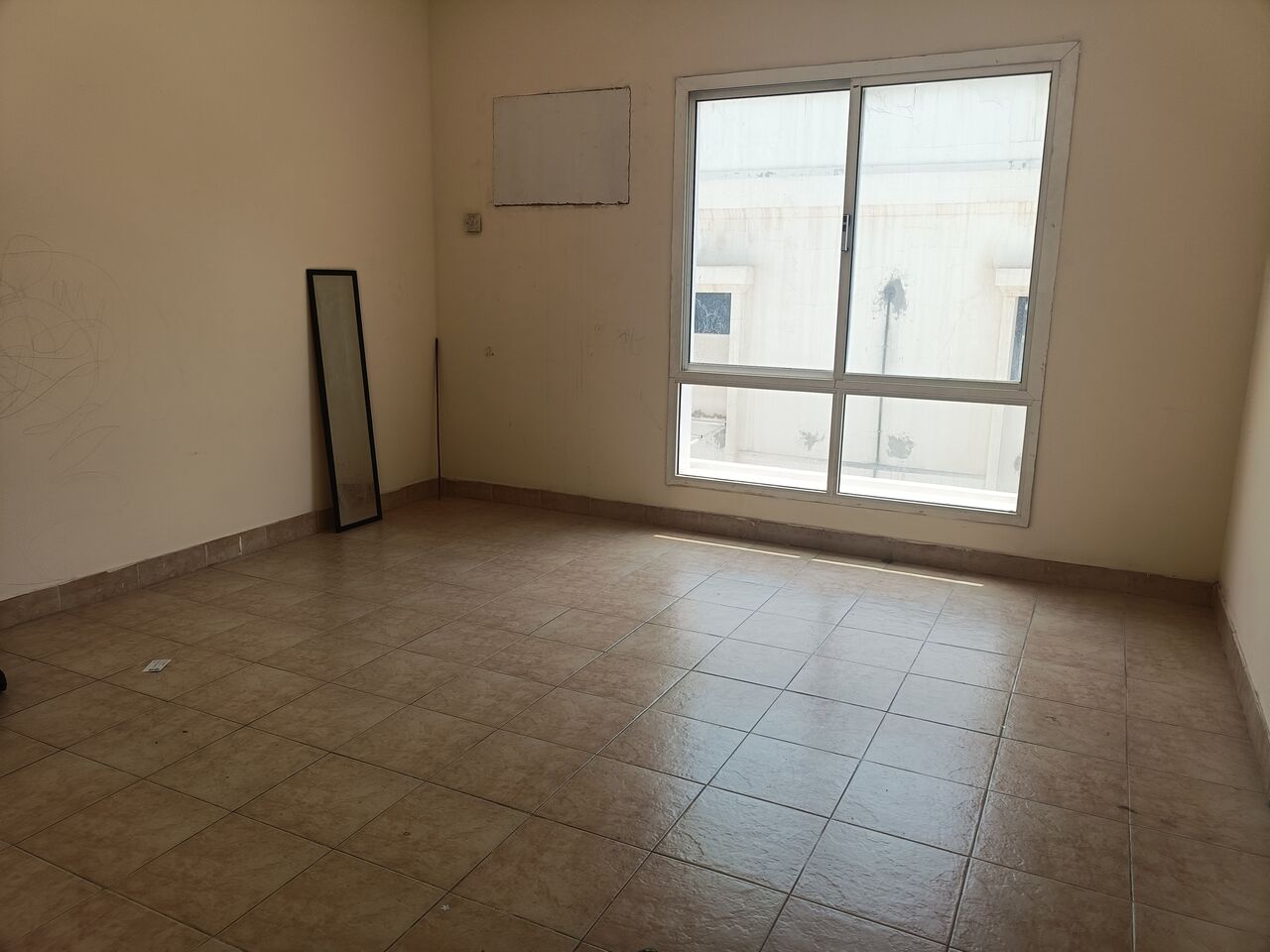 Mahooz, Apartments, Flats, Houses & Villas, BHD 180/month,  2 BR,  130 Sq. Meter,  Unfurnished 2bhk Without Ewa