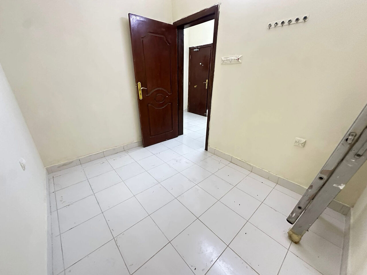Manama, Apartments, Flats, Houses & Villas, BHD 130/month,  𝐆𝐮𝐝𝐚𝐢𝐛𝐢𝐲𝐚:- 𝐒𝐭𝐮𝐝𝐢𝐨 𝐅𝐥𝐚𝐭 𝐨𝐧 𝐑𝐞𝐧𝐭 