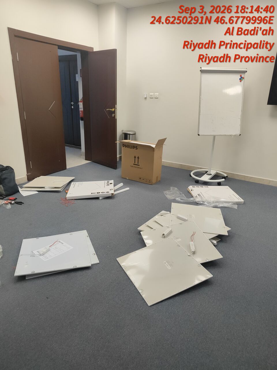 Riyadh, Electrical & Plumbing, SAR 50,  Philips Panel Led Lights 60*60 Used