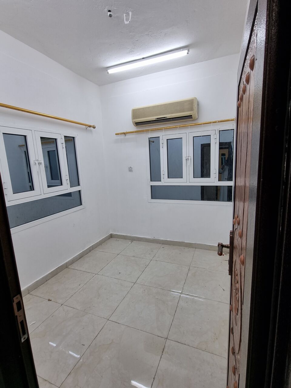 Muscat, Apartments, Flats, Houses & Villas, OMR 250/month,  6 BR,  100 Sq. Meter,  House For Rent In Sidab
