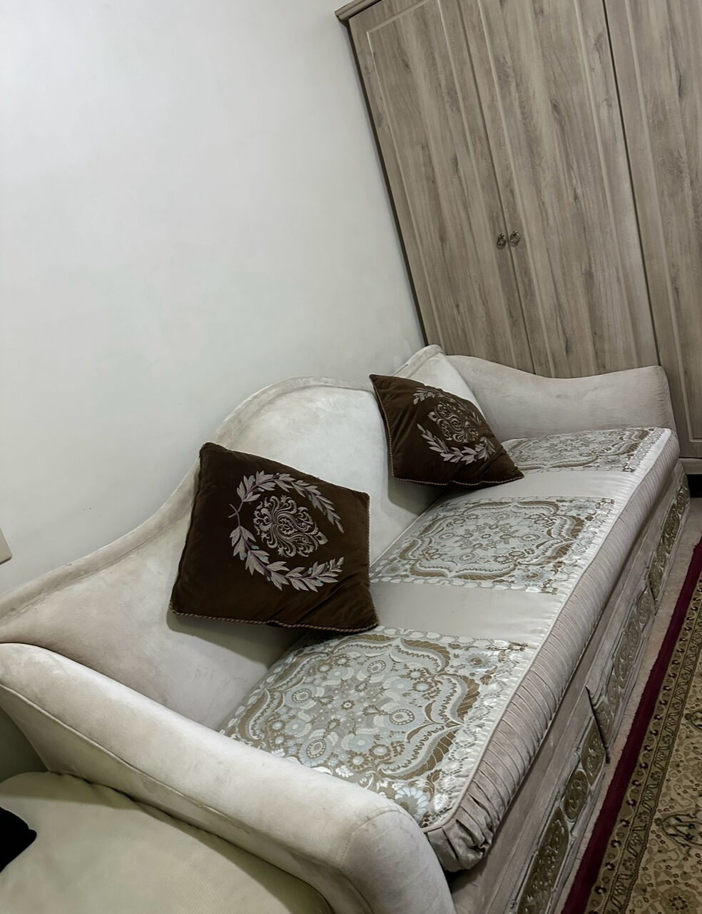 Al Malaz, Furniture, SAR 250,  2 Set Sofa Both Are 4 Seater