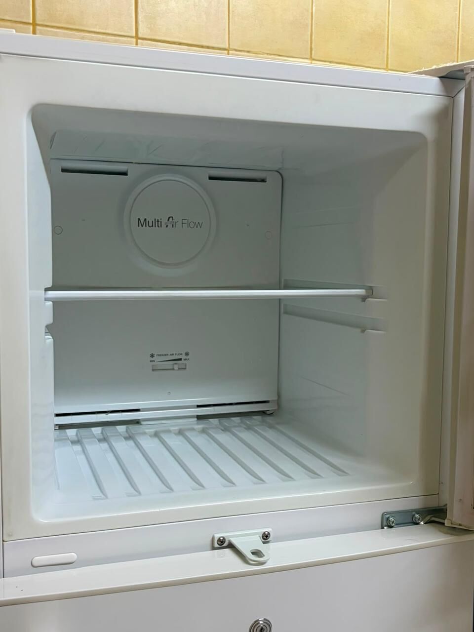 Al Malaz, Appliances, SAR 850,  Refrigerator For Sale-SAR 850/-Wansa