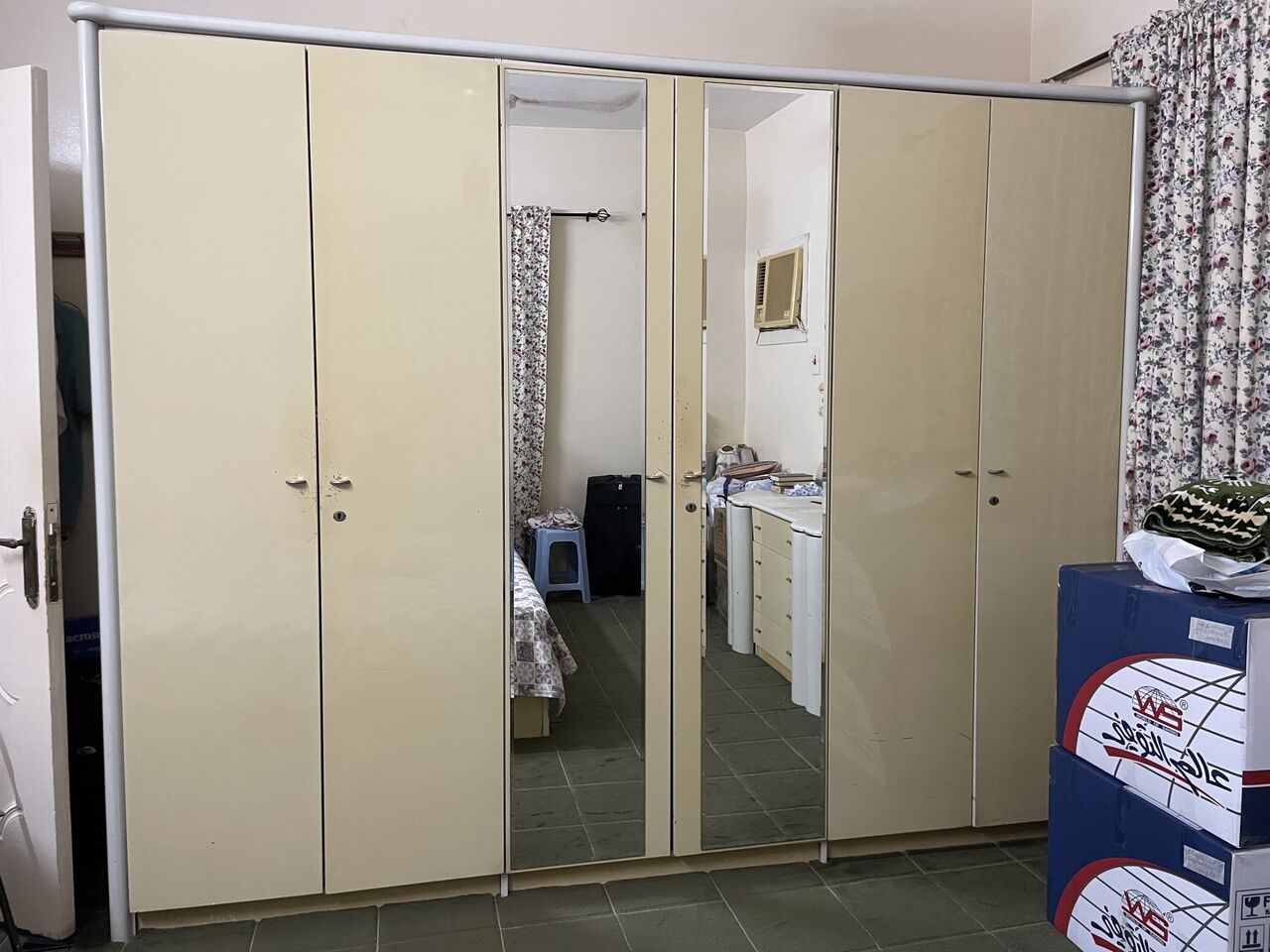 Jeddah, Furniture, SAR 600,  Bedset For Sale
