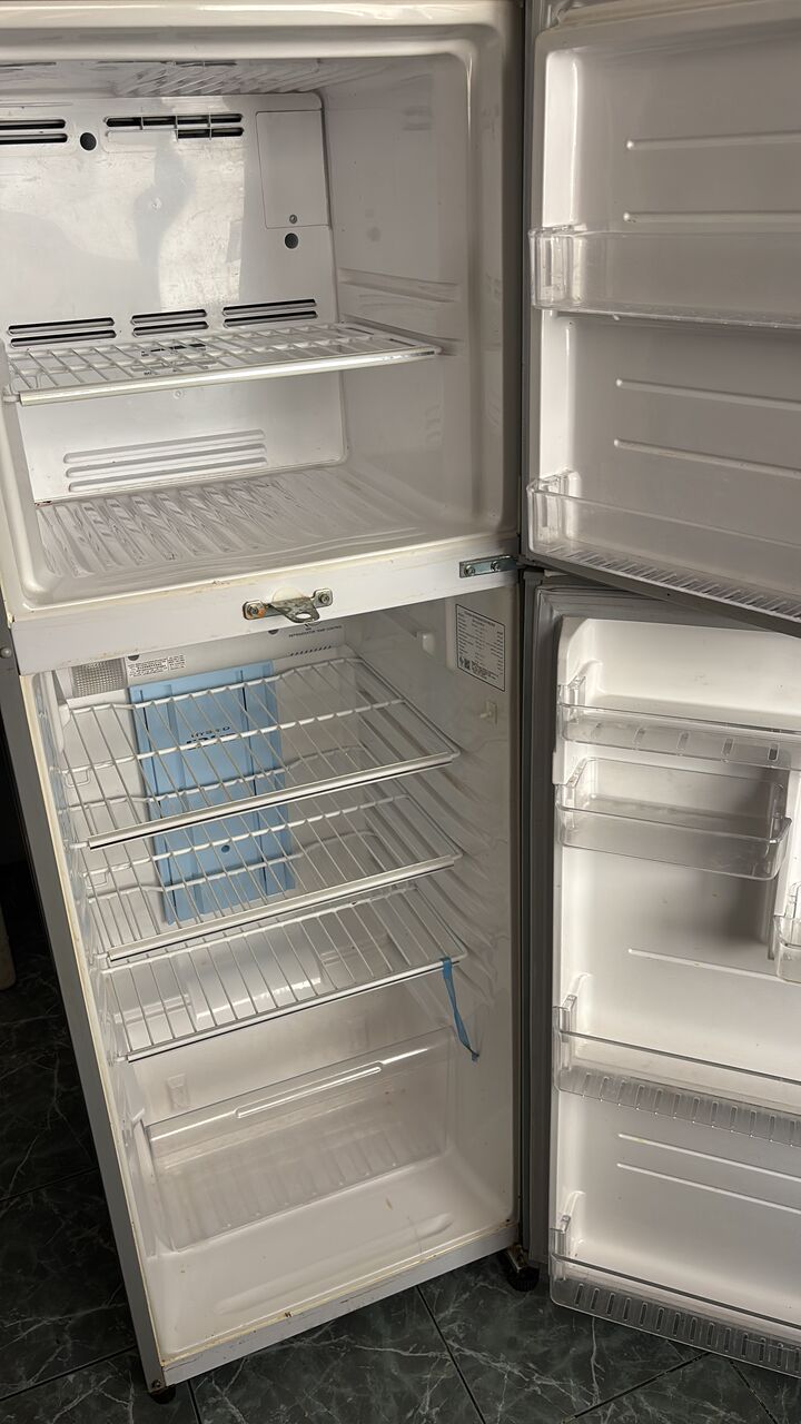 Hoora, Appliances, BHD 35,  Toshiba Refrigerator For Sale