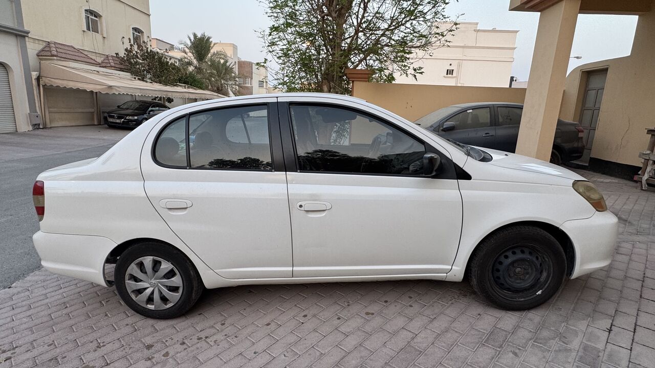 Manama, Vehicles, Cars & Trucks , BHD 1,  Toyota Echo,  2005,  Automatic,  243627 KM,    For Sale