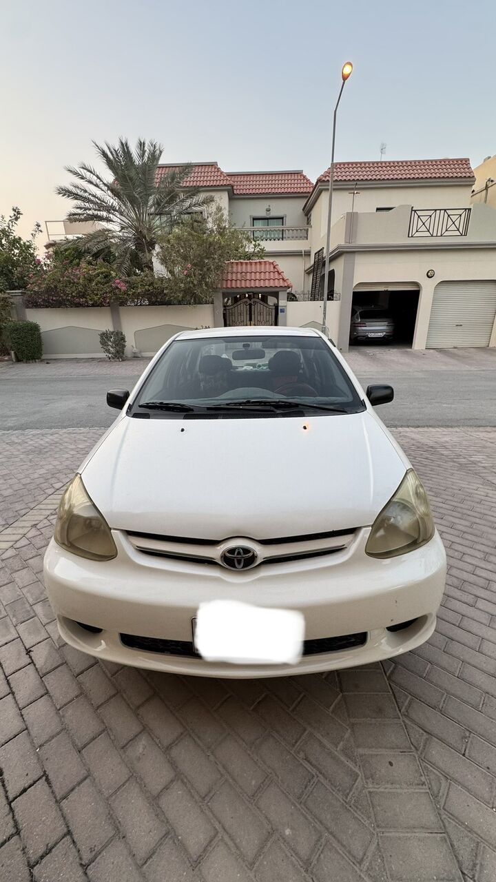 Manama, Vehicles, Cars & Trucks , BHD 1,  Toyota Echo,  2005,  Automatic,  243627 KM,    For Sale