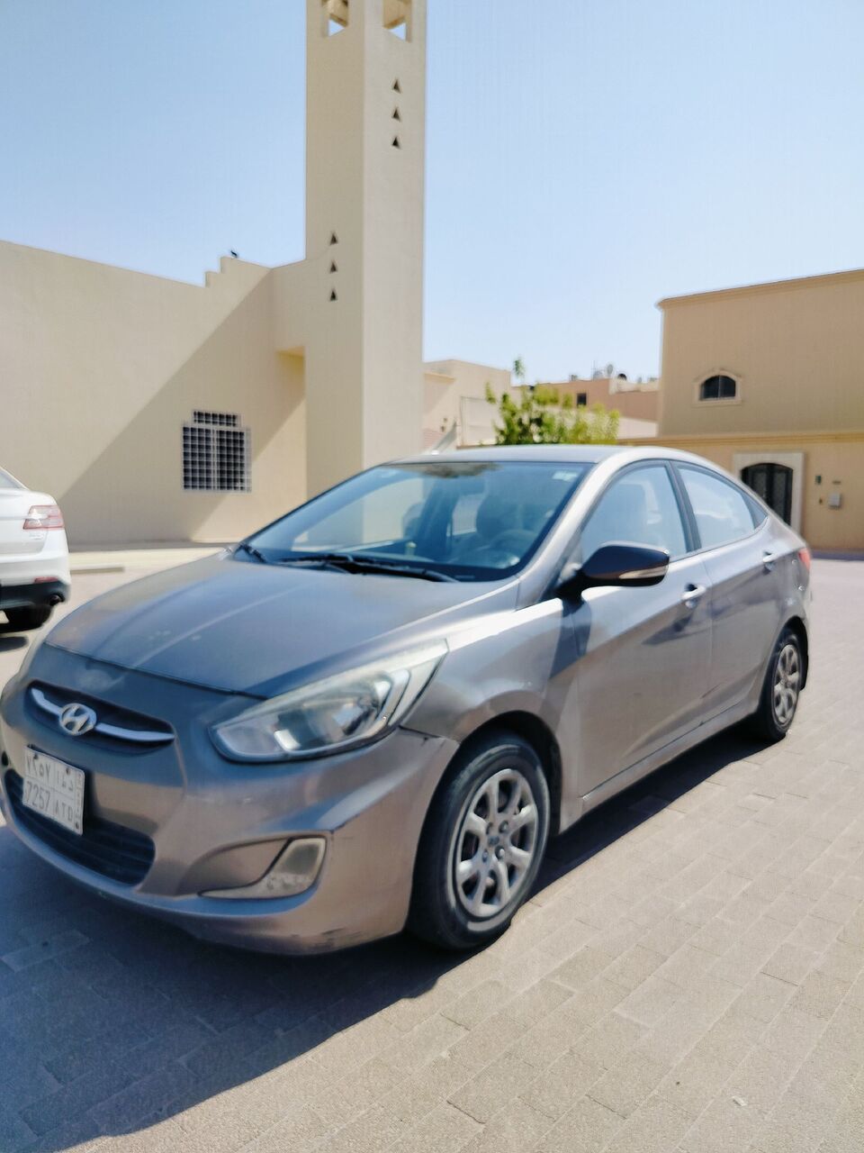 Riyadh, Vehicles, Cars & Trucks , SAR 18000,  Hyundai Accent,  2018,  Automatic,  321573 KM,