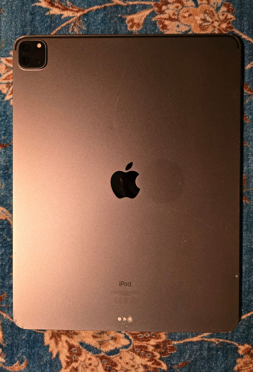 Riyadh, Tablet Computers, SAR 2500,  IPad Pro, IPad And IPhone 13