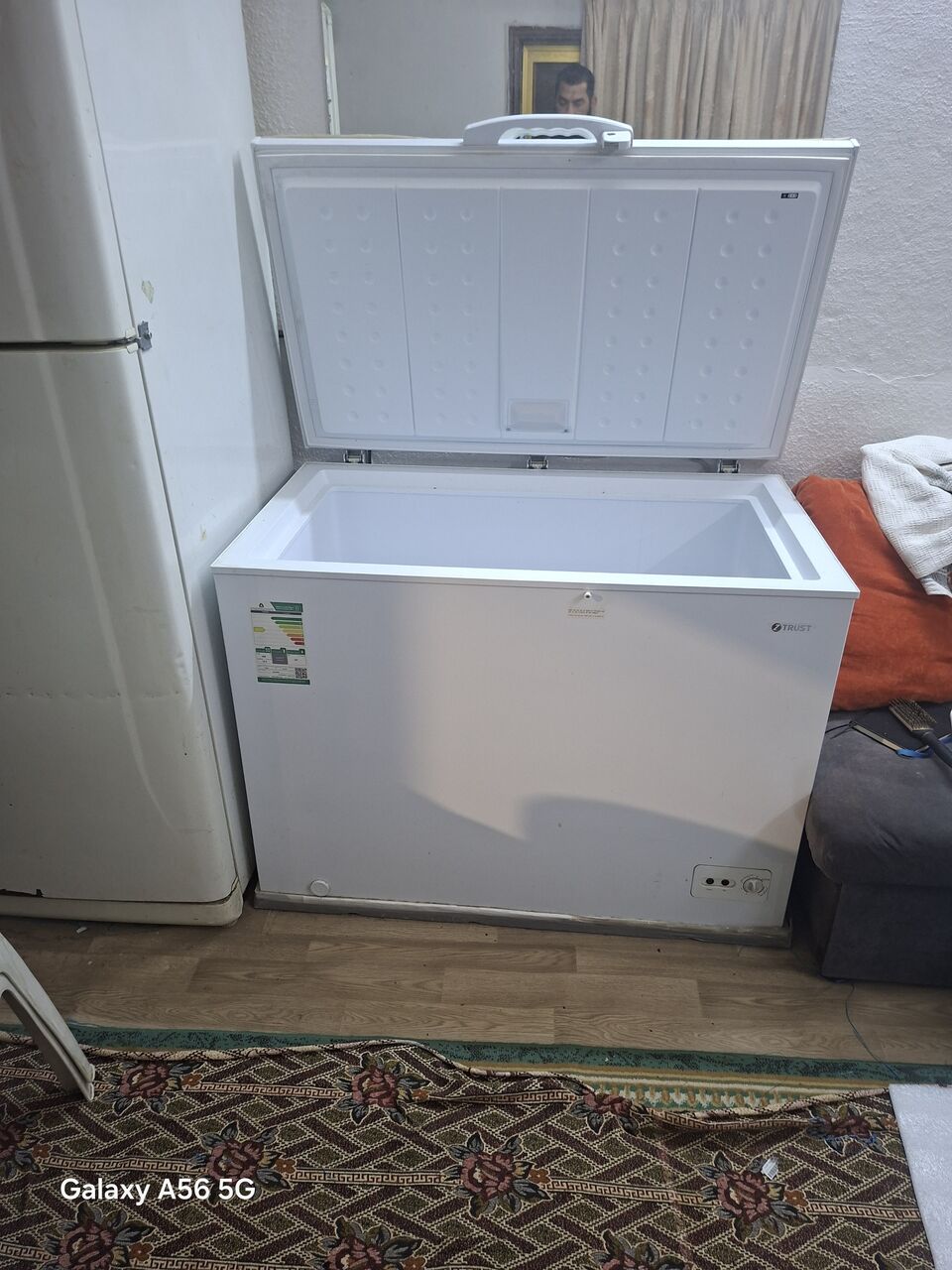 Madinah, Household Items, SAR 1000,  Medium Size Deep Freezer And Small Fridge Excellent Condition