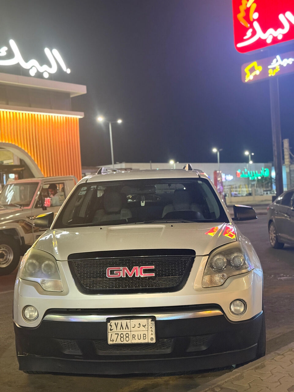 Shaqra, Vehicles, Cars & Trucks , SAR 15000,  Gmc Acadia,  2012,  Automatic,  330000 KM,