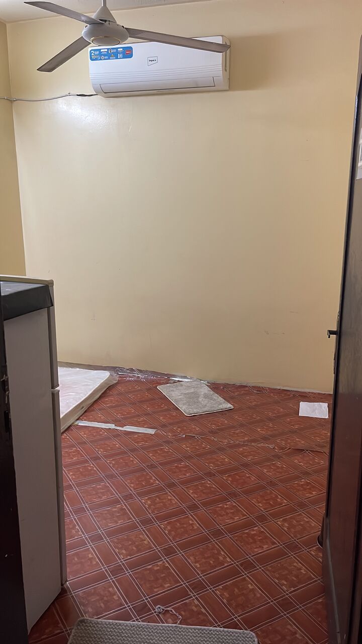 Al Wizarat, Rooms for Rent, SAR 5000/month,  One Room Available For Rent