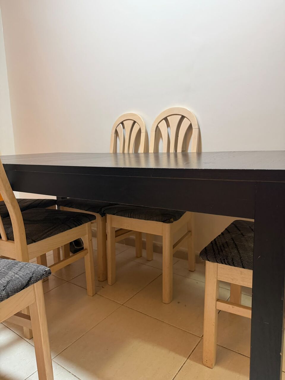 Al Thuqbah, Furniture, SAR 650,  Dining Table And 6 Chairs - 650 SAR