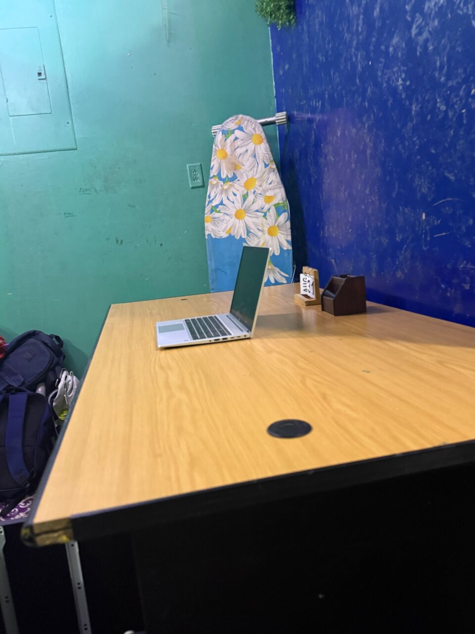 Al Thuqbah, Furniture, SAR 250,  Study Or Work Table 250