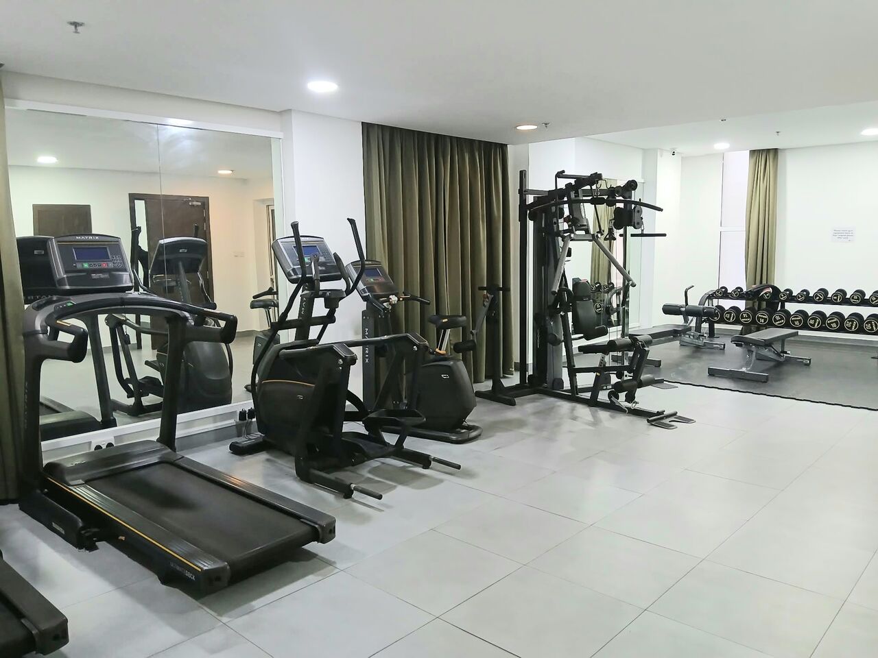 Mahooz, Apartments, Flats, Houses & Villas, BHD 270/month,  Furnished,  1 BR,  Fully-furnished | Mahooz | Parking | Pool | Gym | Wifi | Maintenance | EWA Lmt BD30