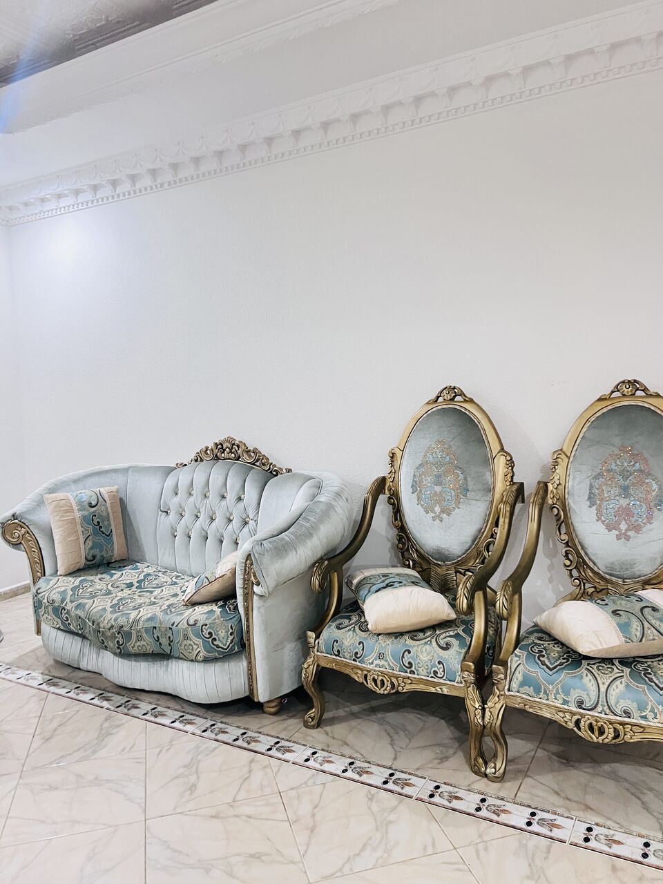 Al Marwah, Household Items, SAR 450,  Kitchen Cabinets(6mtr) (neat & Spacious)and Sofa (11 Seated)with Pillow Cushions(750 +450)