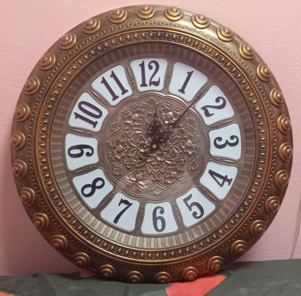 Riyadh, Household Items, SAR 75,  Branded Wall Clock