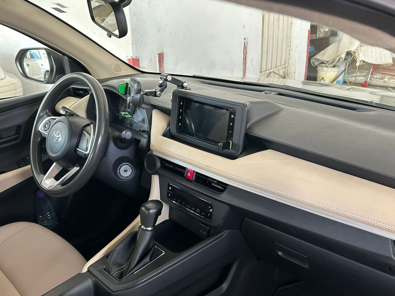 Jeddah, Vehicles, Cars & Trucks , SAR 44,  Toyota Yaris Y,  2023,  Automatic,  110 KM,  Very Good Condition ,
