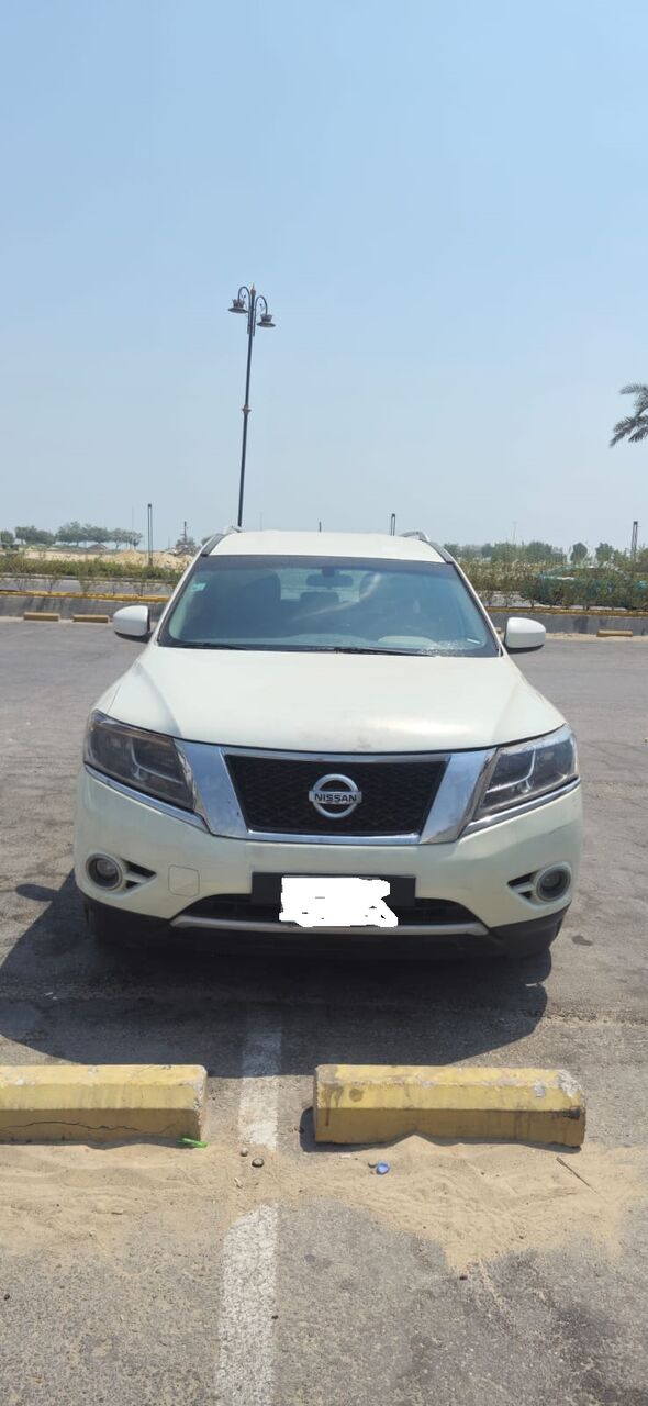 Khobar, Vehicles, Cars & Trucks , SAR 30000,  Nissan,  2016,  Automatic,  201862 KM,   Pathfinder  &ndash; 7 Seater | Spacious & Luxury |