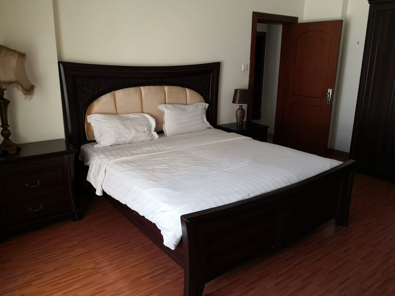 Juffair, Apartments, Flats, Houses & Villas, BHD 290/month,  2 BR,  150 Sq. Meter,  Juffair Furnished Big Flat Monthly 2BR BD 290/-3BR BD 330- Whatsapp 973 36630266