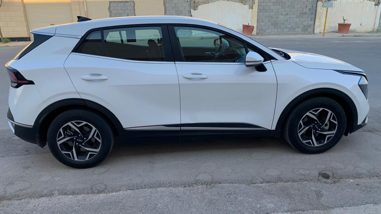 Riyadh, Vehicles, Cars & Trucks , SAR 63500,  KIA SPORTAGE 4X,  2024,  Automatic,  190 KM,  MID OPTION 4X4 2,O ORIGINAL CONDITION 3