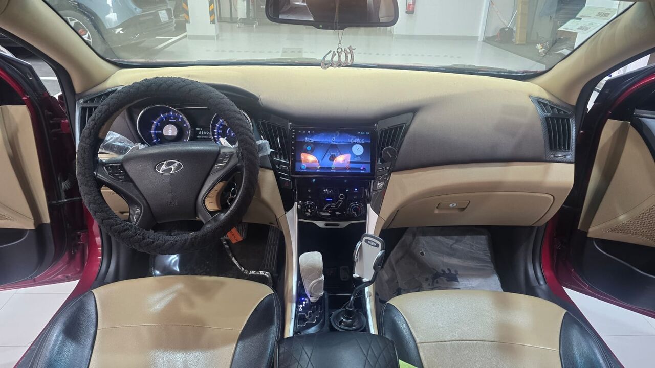 Riyadh, Vehicles, Cars & Trucks , SAR 22000,  Hyundai Sonata,  2011,  Automatic,  274000 KM,  Sonata
