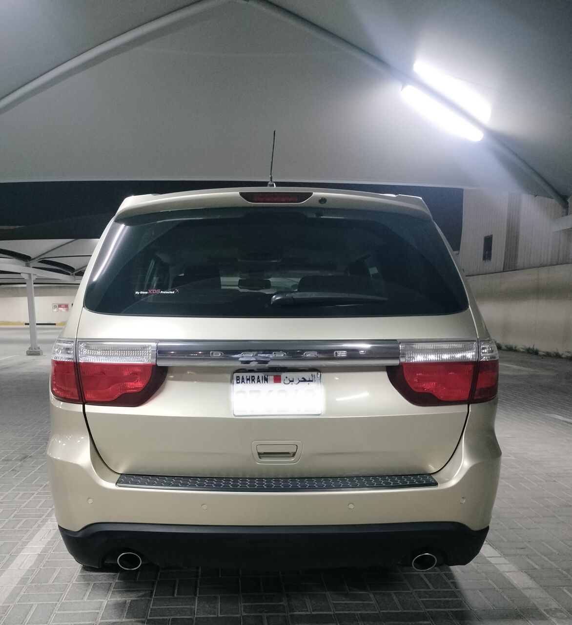 Salmaniya, Vehicles, Cars & Trucks , Dodge Durango,  2011,  Automatic,  100000 KM,    ( V8 Full Option  7 Seater)