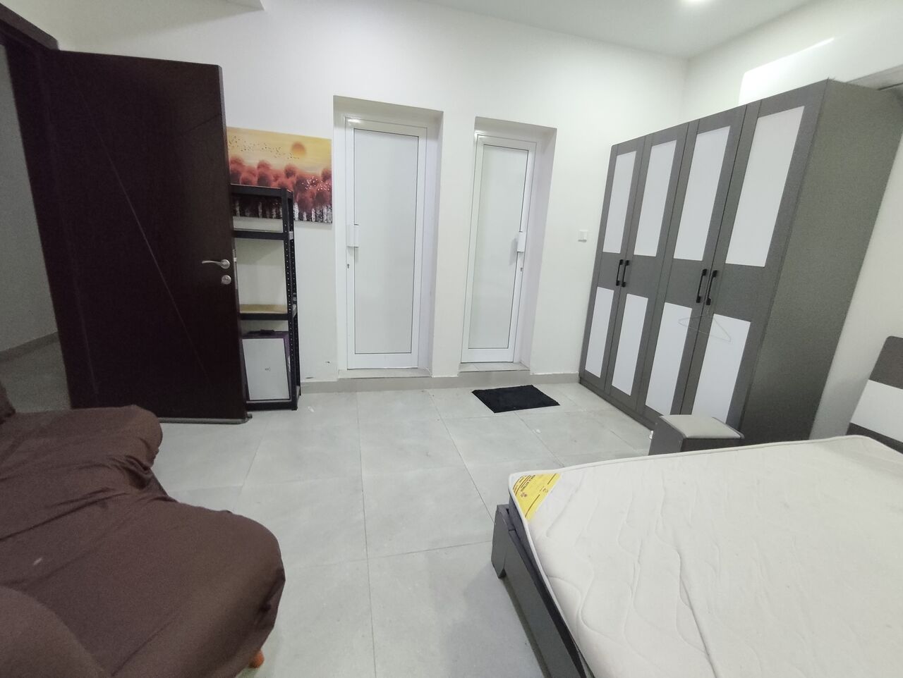Diraz, Apartments, Flats, Houses & Villas, BHD 150/year,  1 BR,  Diraz Highway:- Furnished Studio Flat On Rent With Unlimited Ewa..