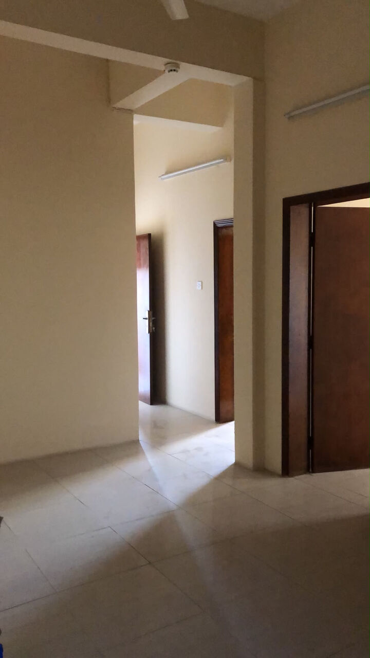 Manama, Apartments, Flats, Houses & Villas, BHD 200/year,  2 BR,  RENT - MANAMA